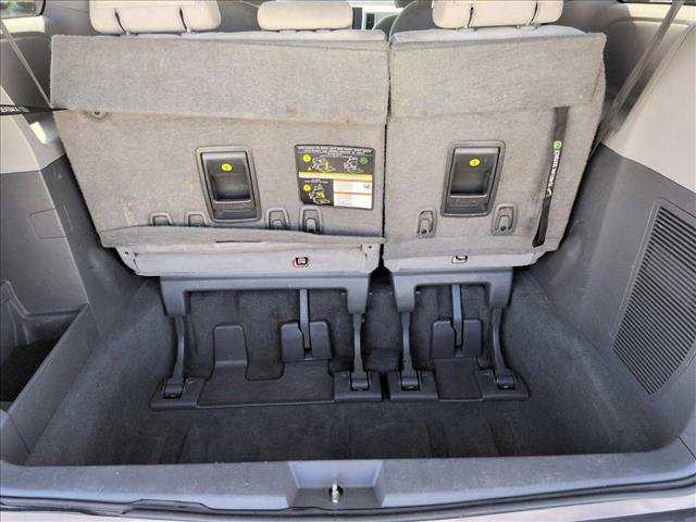 Used 2020 Toyota Sienna L image 6