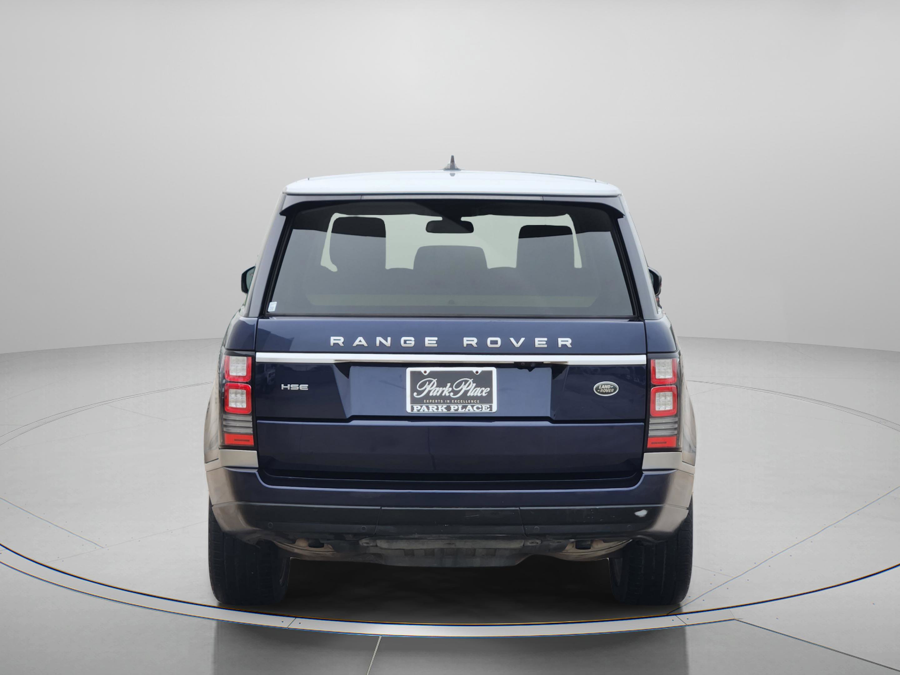 Used 2016 Land Rover Range Rover HSE AWD/4WD image 4