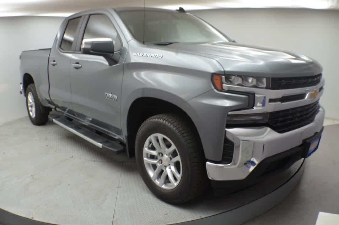 Used 2019 Chevrolet Silverado 1500 LT w/ Texas Edition RWD video 2