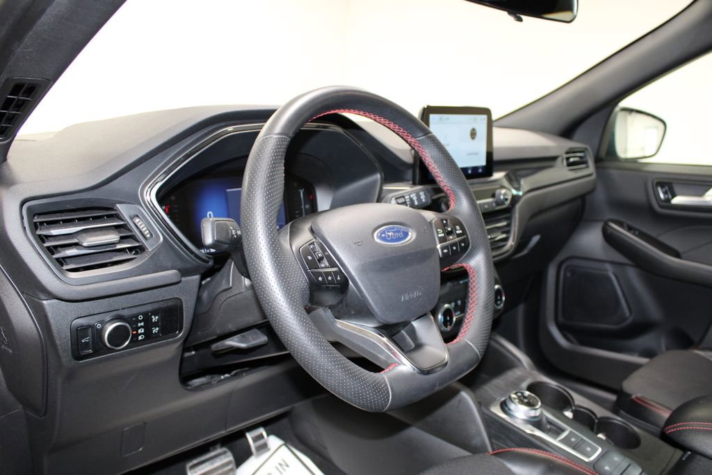 Used 2024 Ford Escape ST-Line image 23