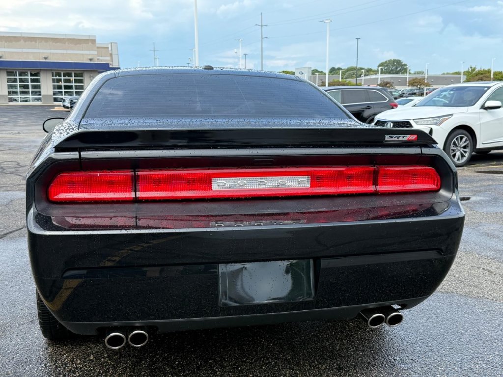 Used 2011 Dodge Challenger SRT8 RWD image 4