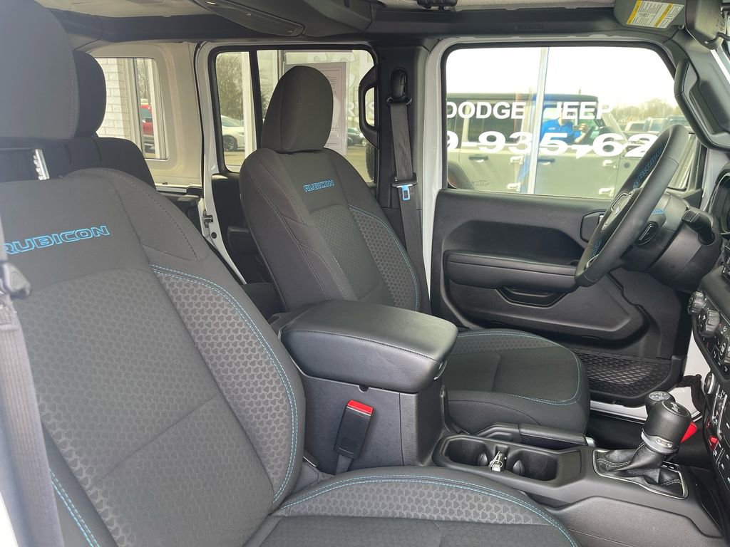 Used 2025 Jeep Wrangler Unlimited Rubicon 4xe w/ Safety Group image 10