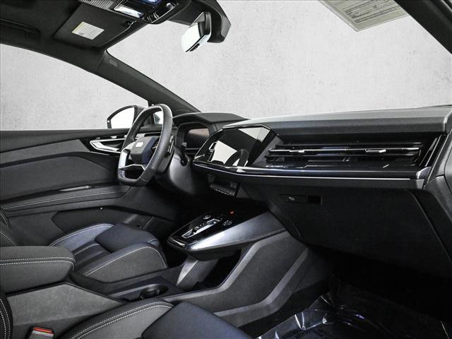 Certified 2025 Audi Q4 e-tron Premium Plus w/ Premium Plus image 23