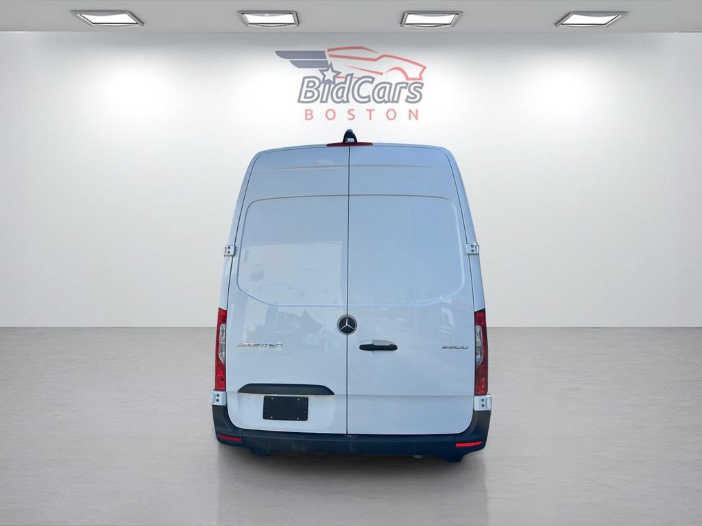 Used 2024 Mercedes-Benz Sprinter 2500 w/ Acoustic Package image 5