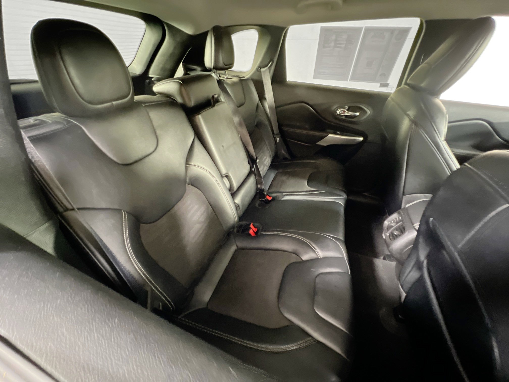 Used 2022 Jeep Cherokee Latitude image 25