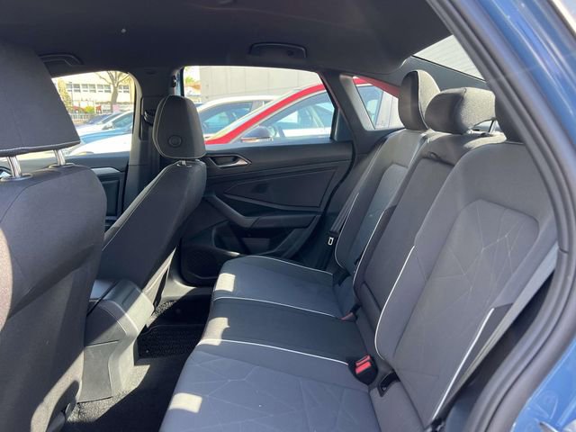 Used 2025 Volkswagen Jetta Sport FWD image 13