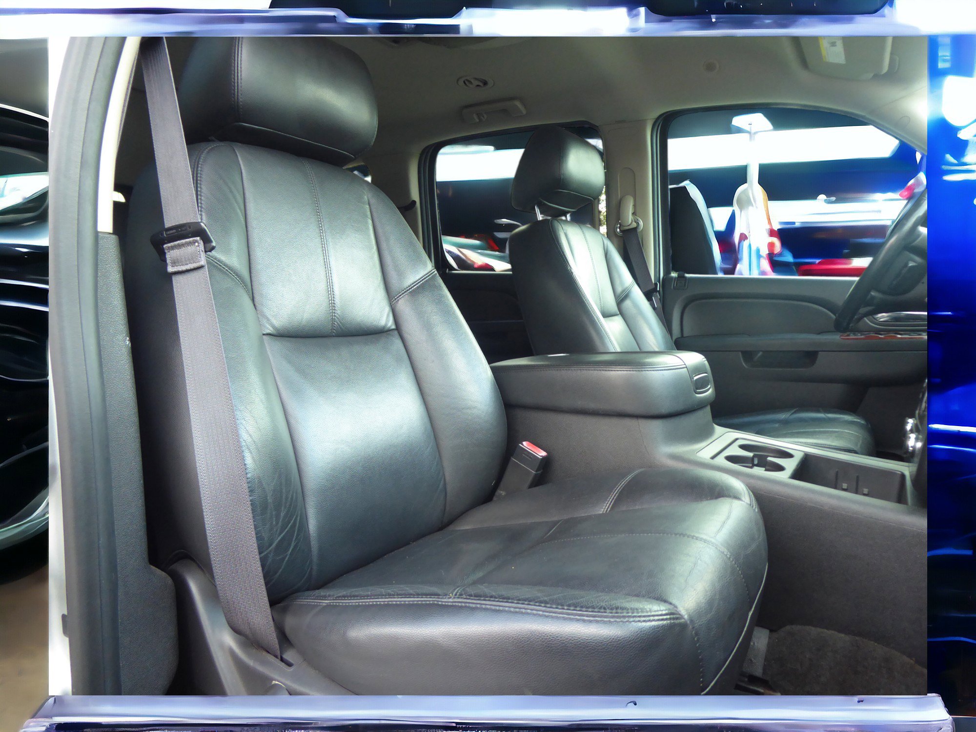 Used 2013 GMC Yukon XL SLT image 17