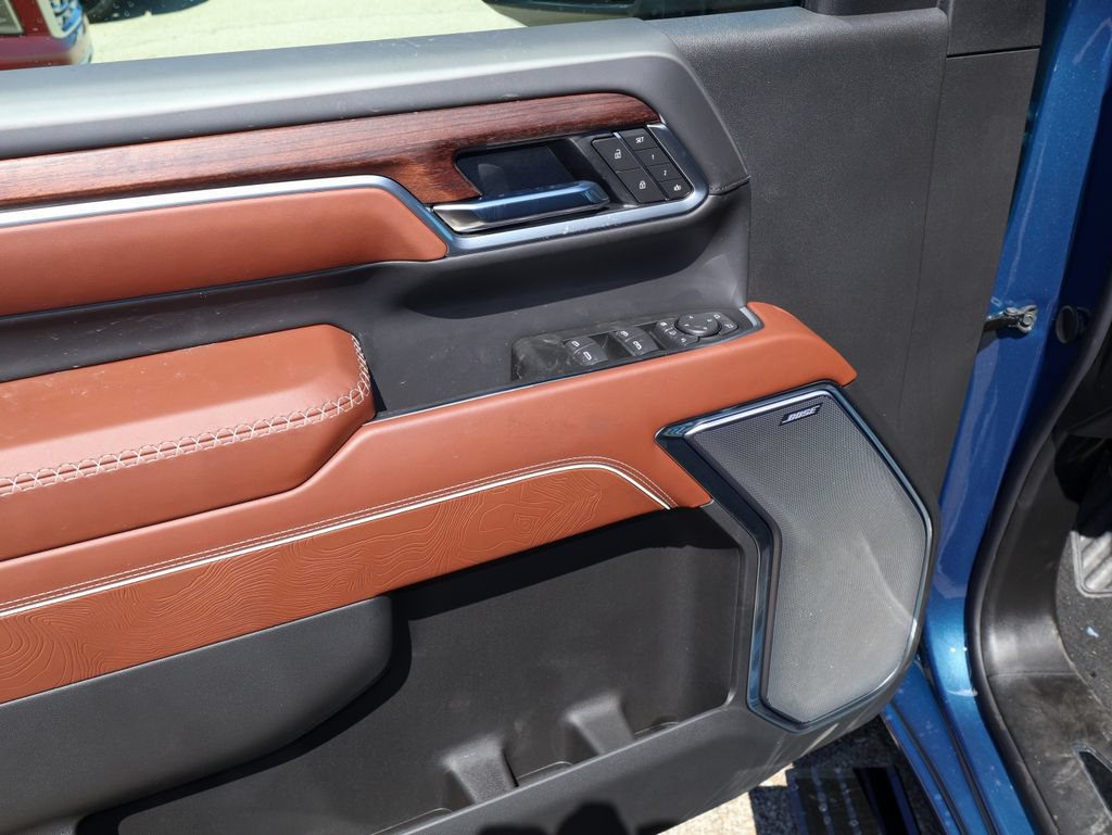 New 2026 GMC Sierra 3500 Denali Ultimate AWD/4WD image 11