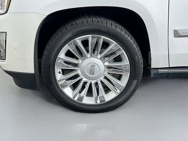 Used 2017 Cadillac Escalade Platinum AWD/4WD image 11