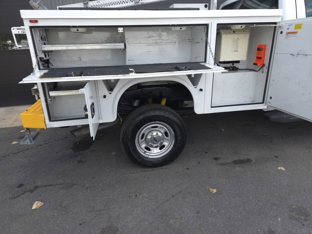 Used 2015 Ford F250 XL w/ XL Value Package AWD/4WD image 8