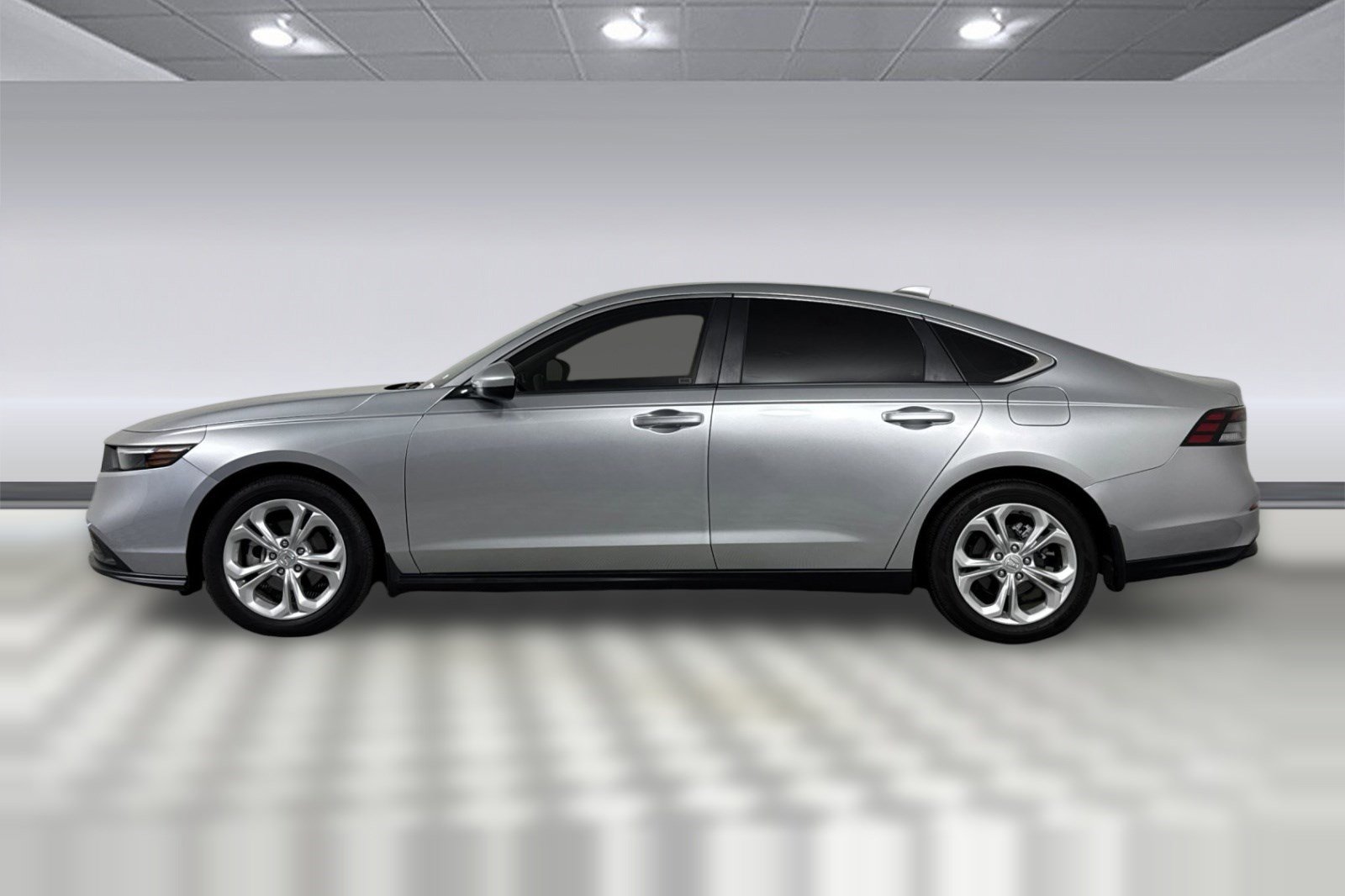 Used 2024 Honda Accord LX image 2