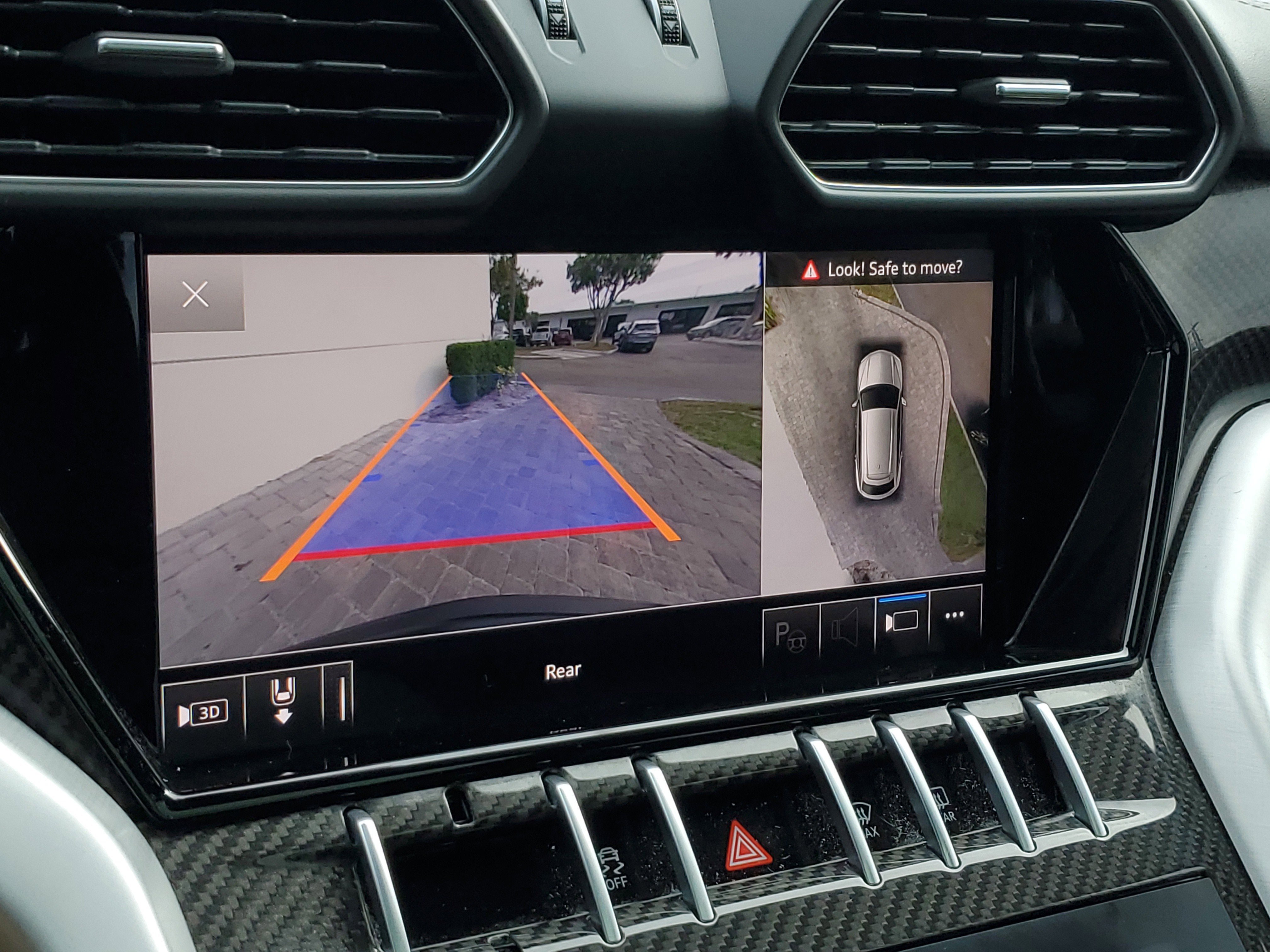 Used 2021 Lamborghini Urus image 34