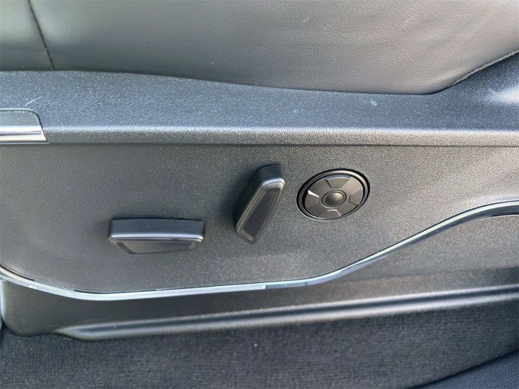 New 2026 Ford F250 Platinum w/ Tremor Off-Road Package image 40