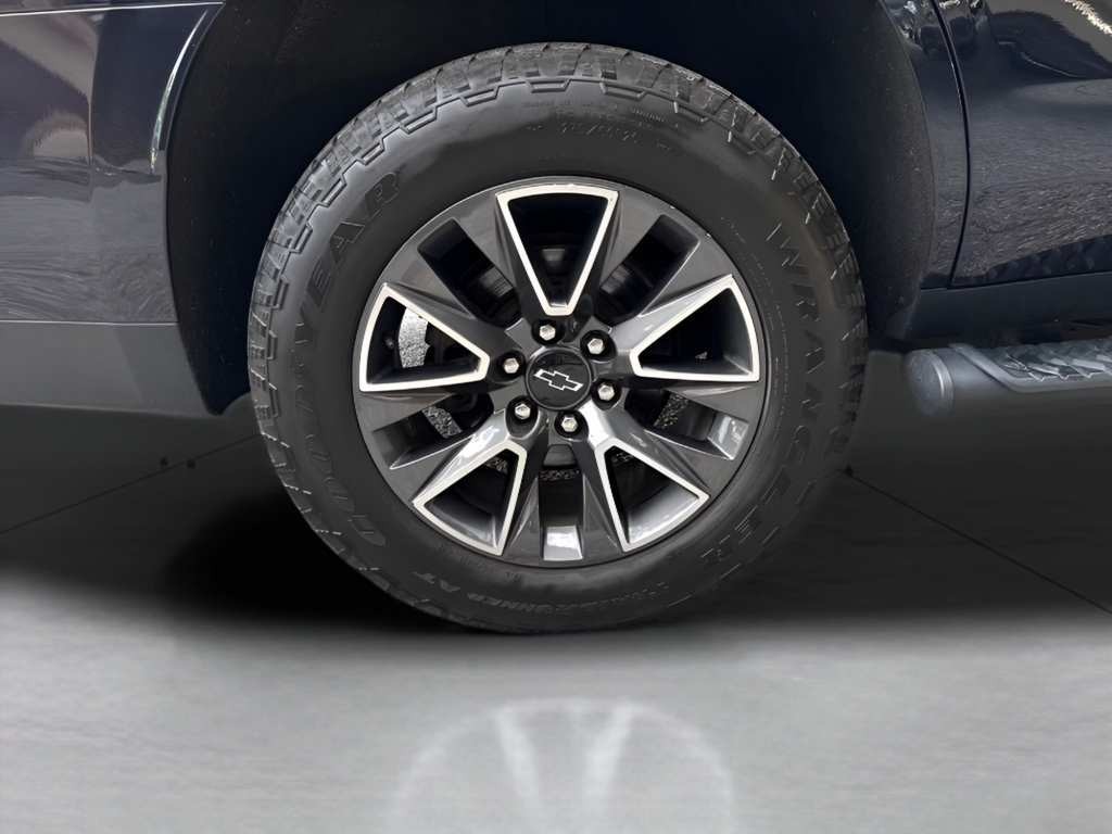 Used 2022 Chevrolet Tahoe Z71 AWD/4WD image 15