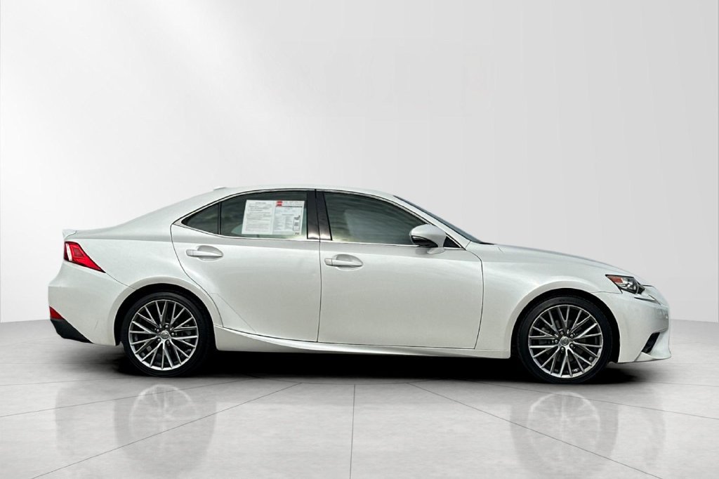 Used 2015 Lexus IS 250 RWD image 7