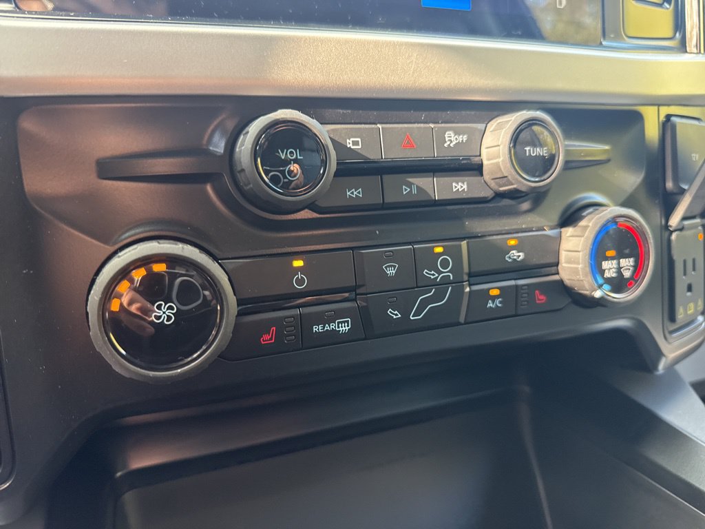 New 2026 Ford F250 XLT w/ XLT Premium Package AWD/4WD image 36