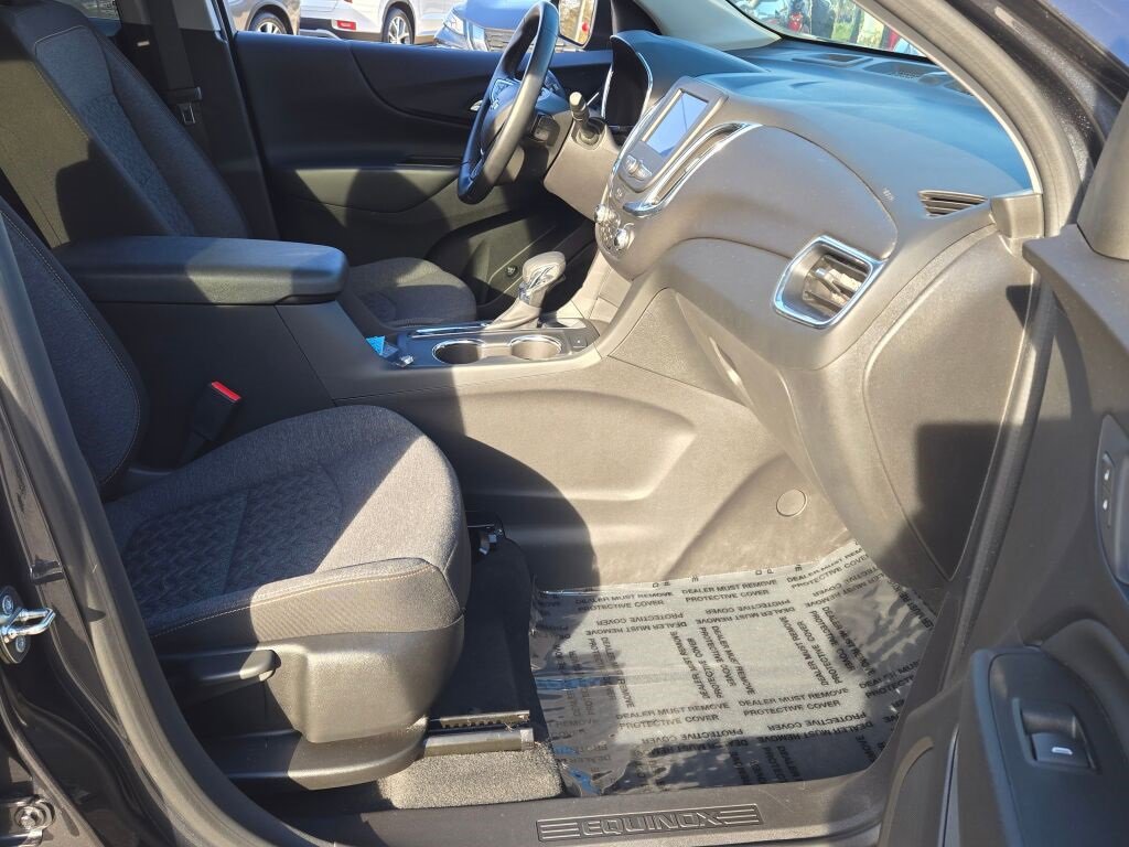 Used 2023 Chevrolet Equinox LT image 5