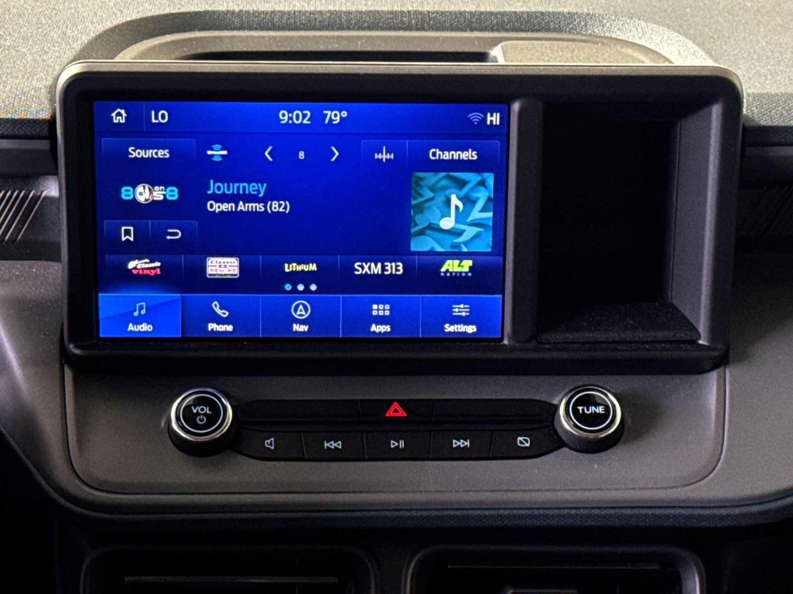 Used 2024 Ford Maverick Lariat w/ Black Appearance Package AWD/4WD image 18