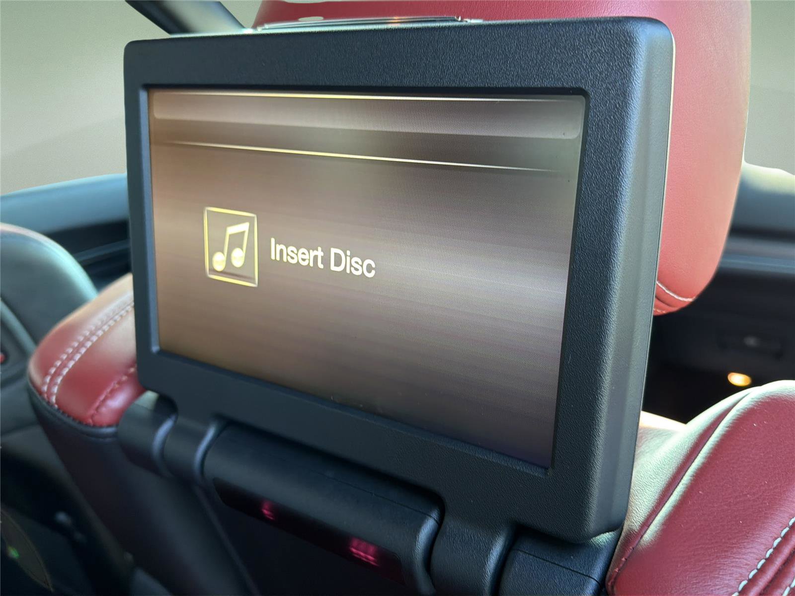 Used 2021 Dodge Durango SRT Hellcat w/ Technology Group AWD/4WD image 24