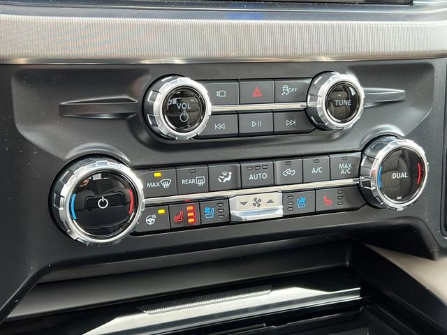 New 2026 Ford F450 Platinum w/ Platinum Plus Package image 42