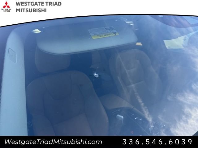 Used 2016 Volvo XC90 T6 Momentum w/ Momentum Plus Package image 2