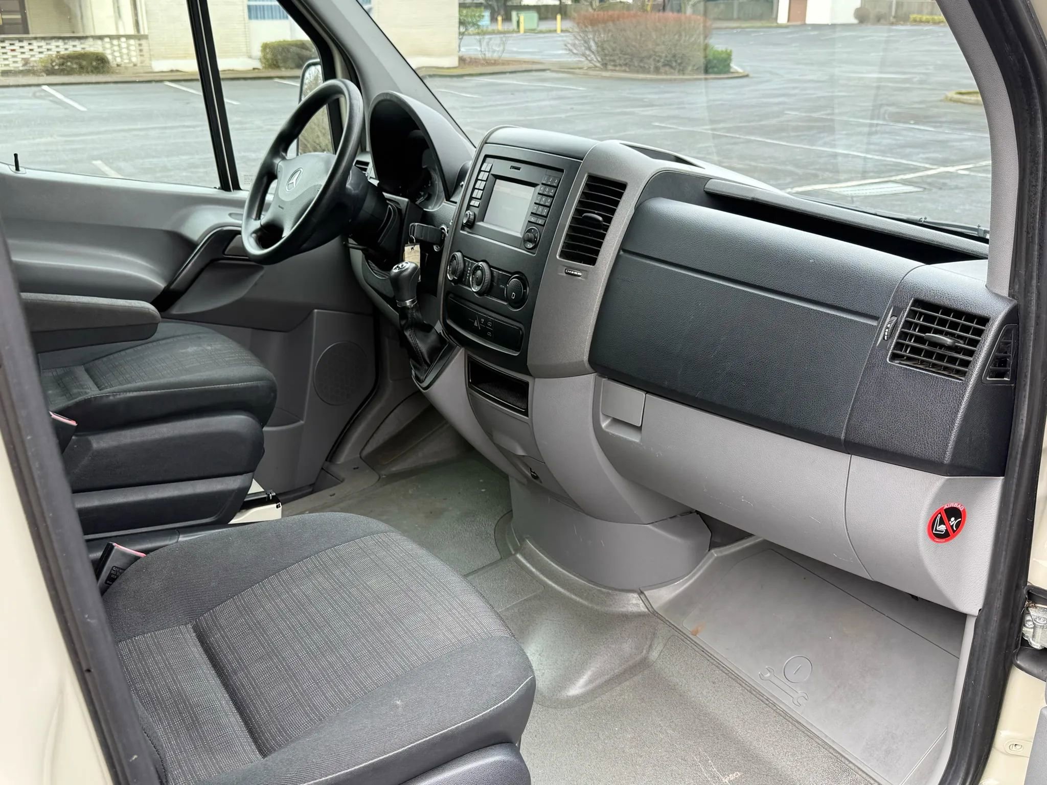 Used 2014 Mercedes-Benz Sprinter 3500 image 13