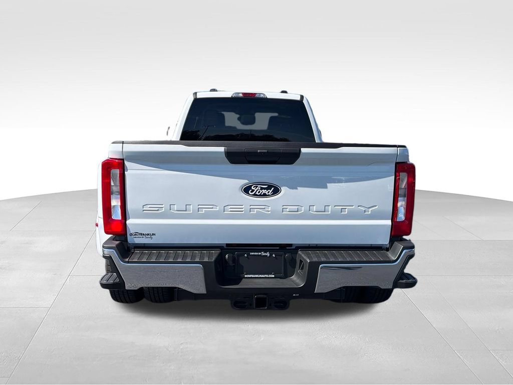 New 2027 Ford F350 XLT AWD/4WD image 4