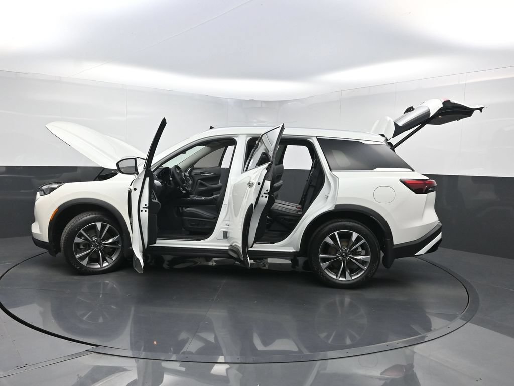 Used 2023 INFINITI QX60 Luxe w/ Cargo Package AWD/4WD image 40