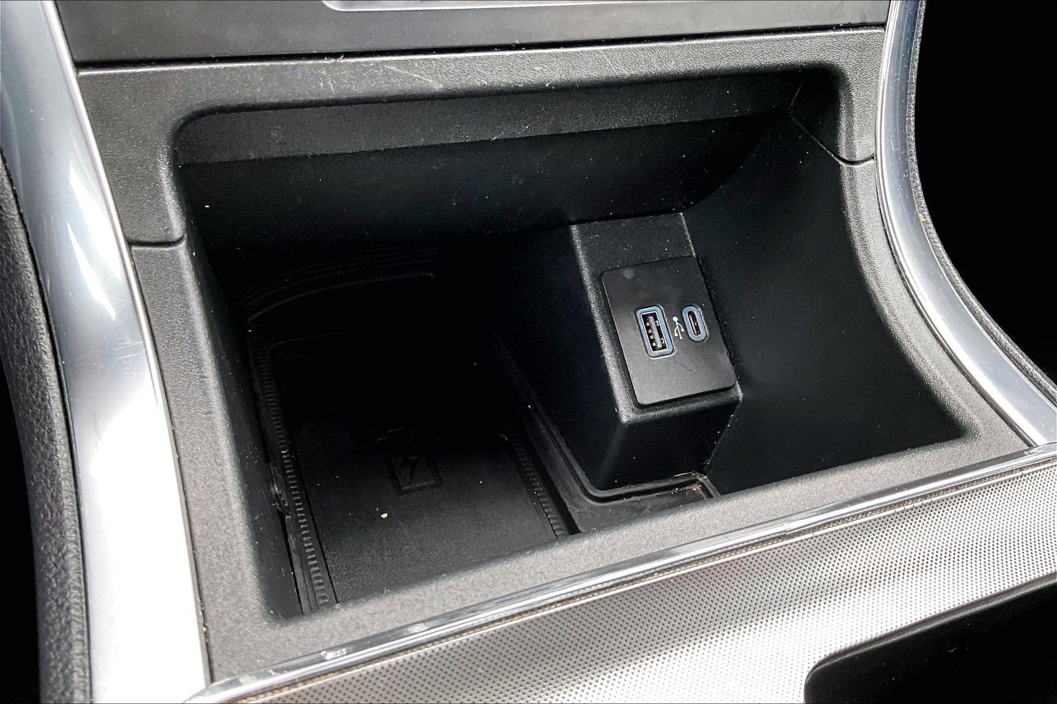 Used 2024 Ford Edge Titanium AWD/4WD image 32