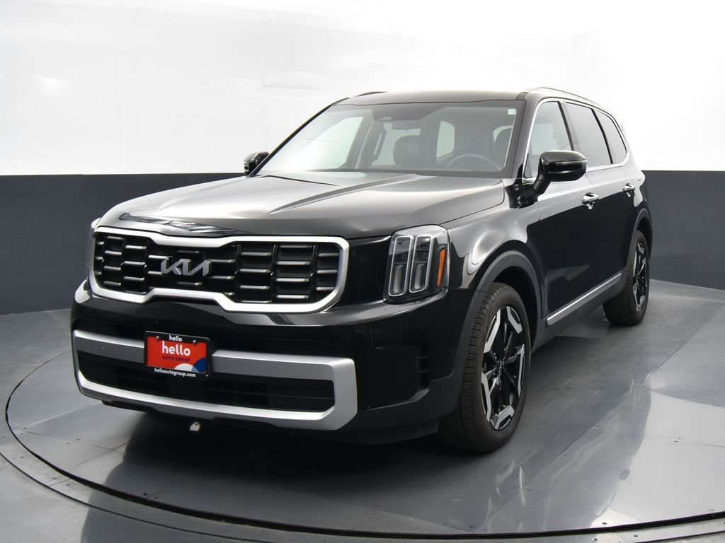 Certified 2025 Kia Telluride S image 6