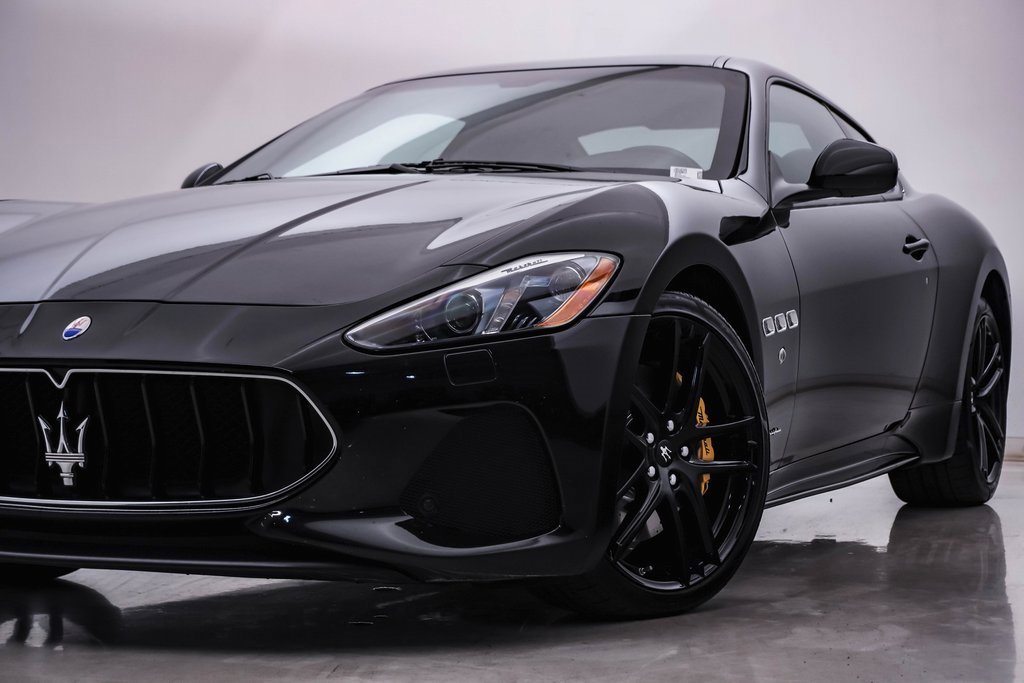 Used 2018 Maserati GranTurismo Sport image 2
