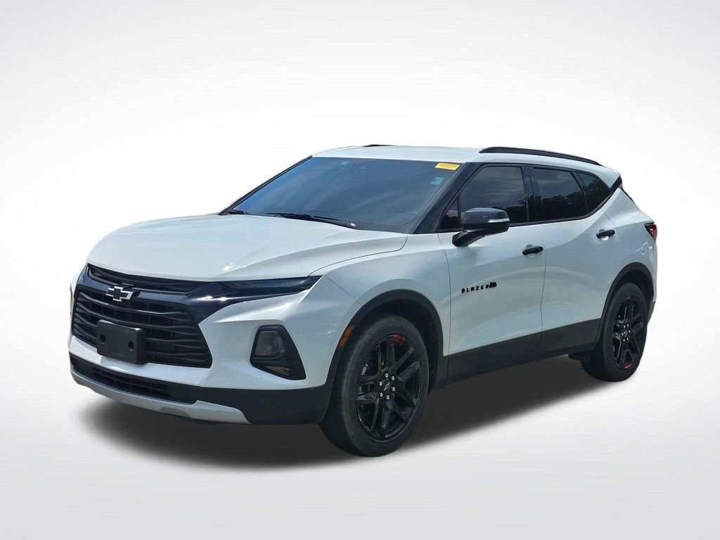 Used 2022 Chevrolet Blazer LT w/ Redline Edition FWD image 2