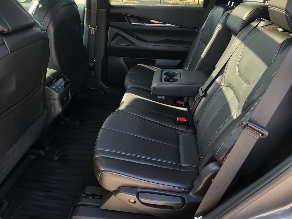 Used 2025 INFINITI QX60 Pure FWD image 13