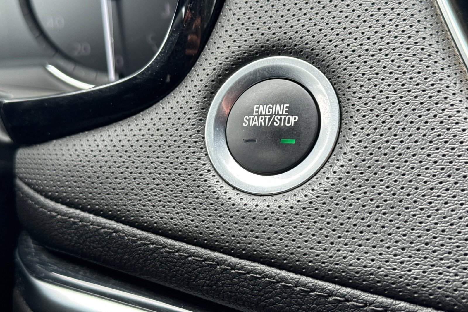 Used 2024 Cadillac XT5 Premium Luxury FWD image 17