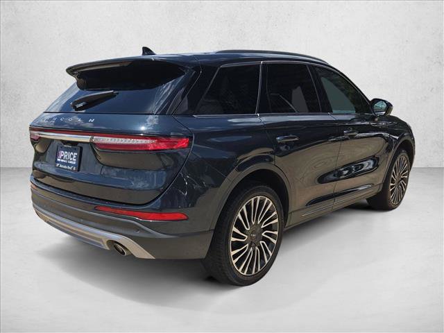 Used 2021 Lincoln Corsair Reserve w/ Elements Package FWD image 5