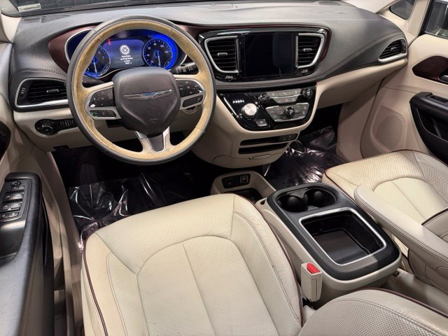 Used 2019 Chrysler Pacifica Limited FWD image 7