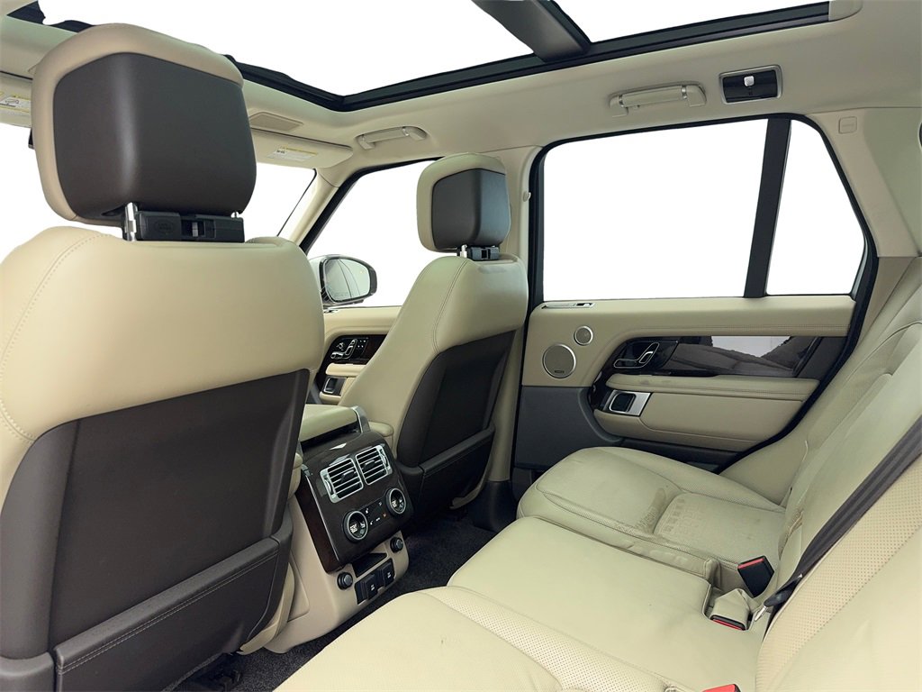 Used 2020 Land Rover Range Rover HSE image 42