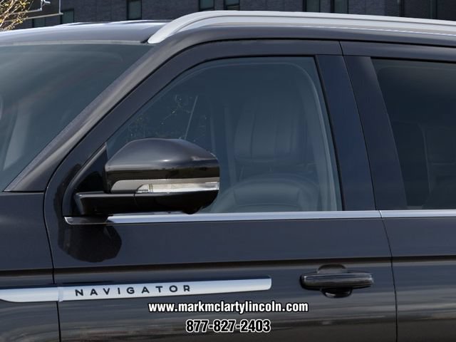 New 2027 Lincoln Navigator Premiere RWD image 20