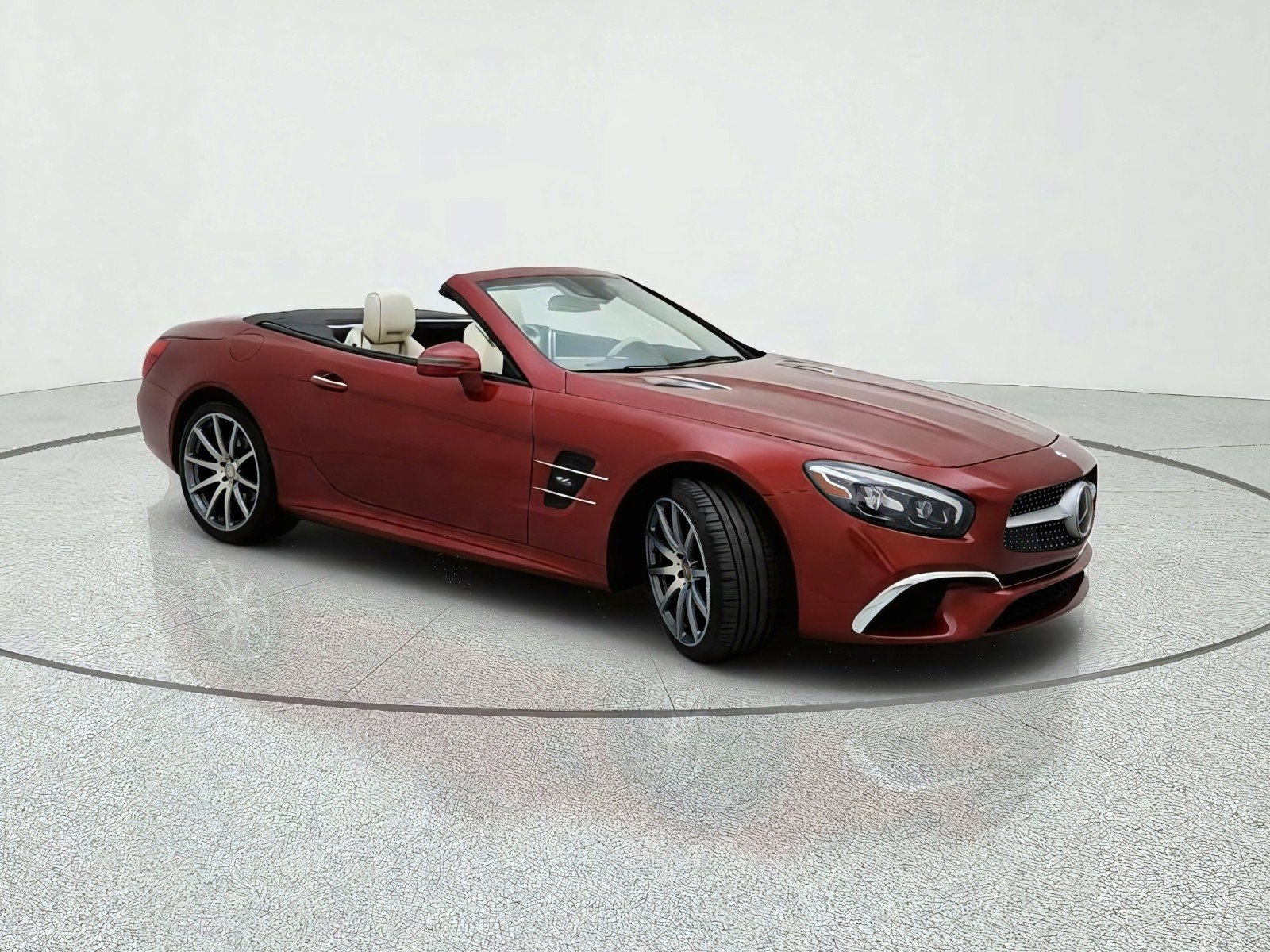 Used 2017 Mercedes-Benz SL 450 image 5