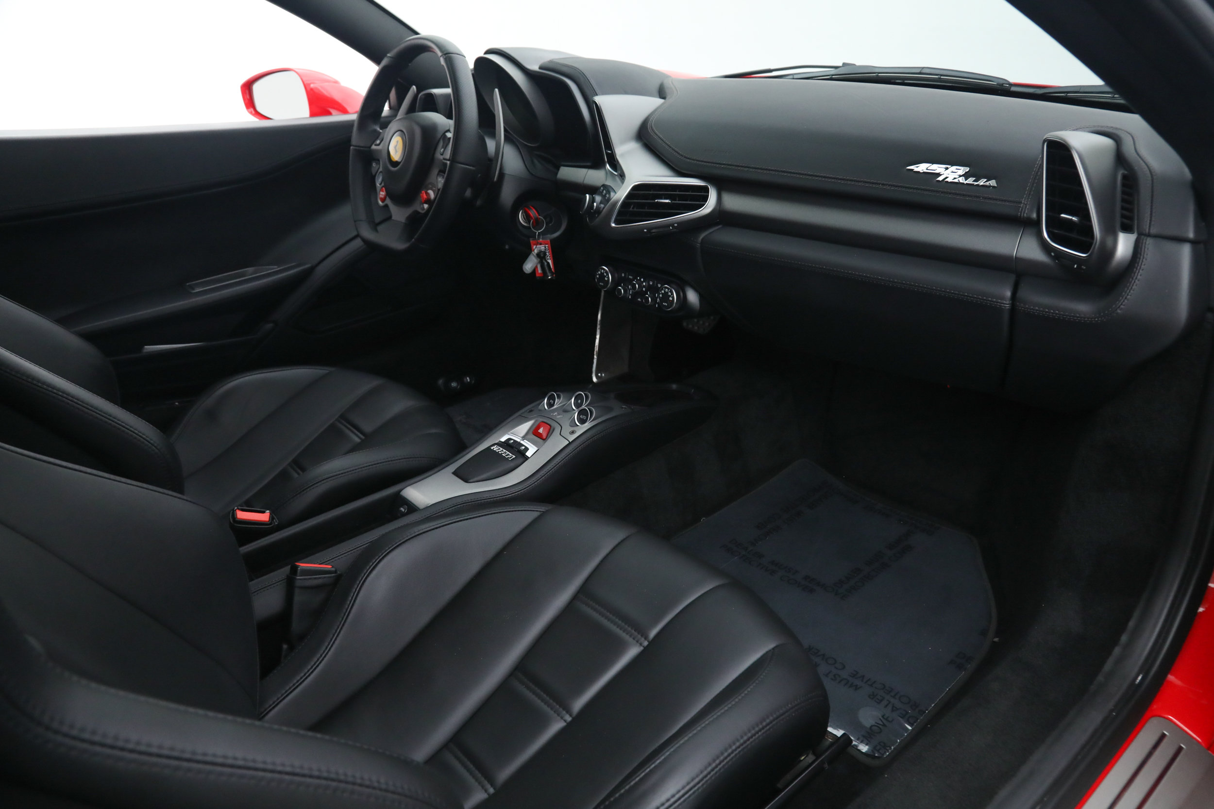 Certified 2015 Ferrari 458 Italia Coupe RWD image 19
