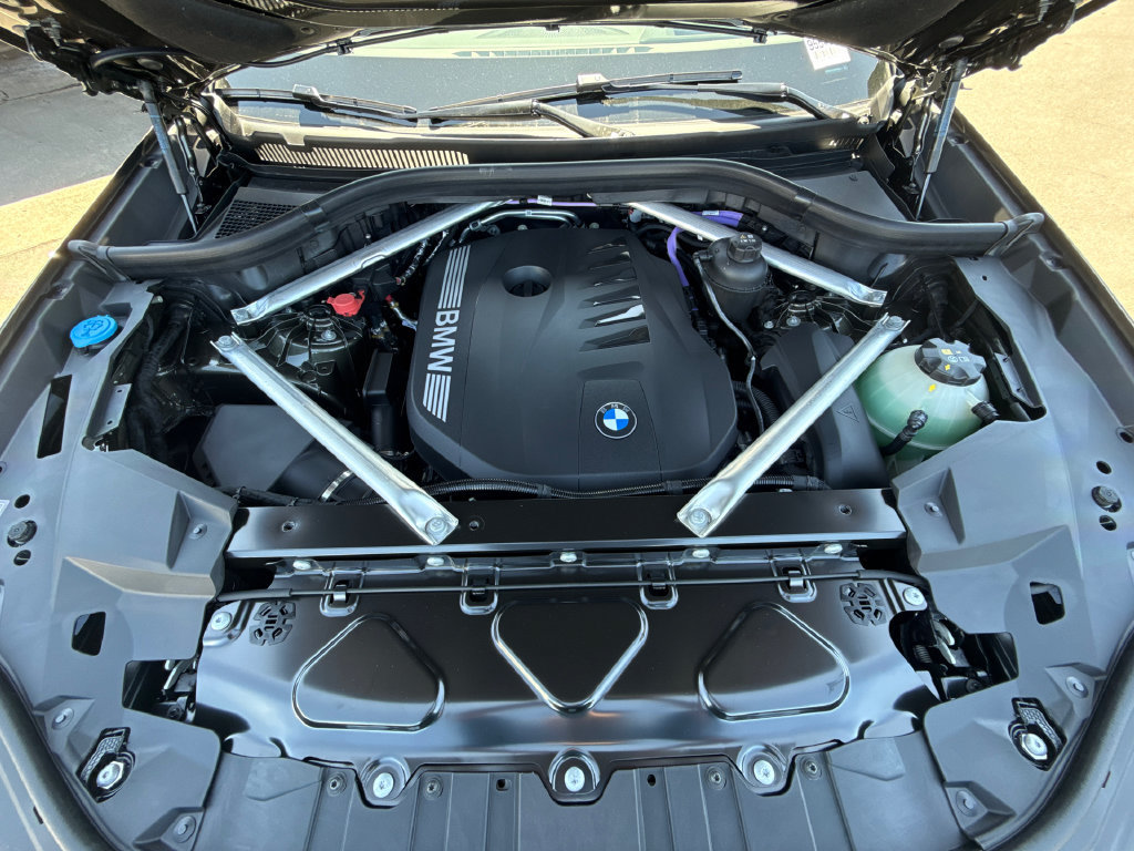 New 2026 BMW X5 xDrive40i w/ Premium Package AWD/4WD image 8