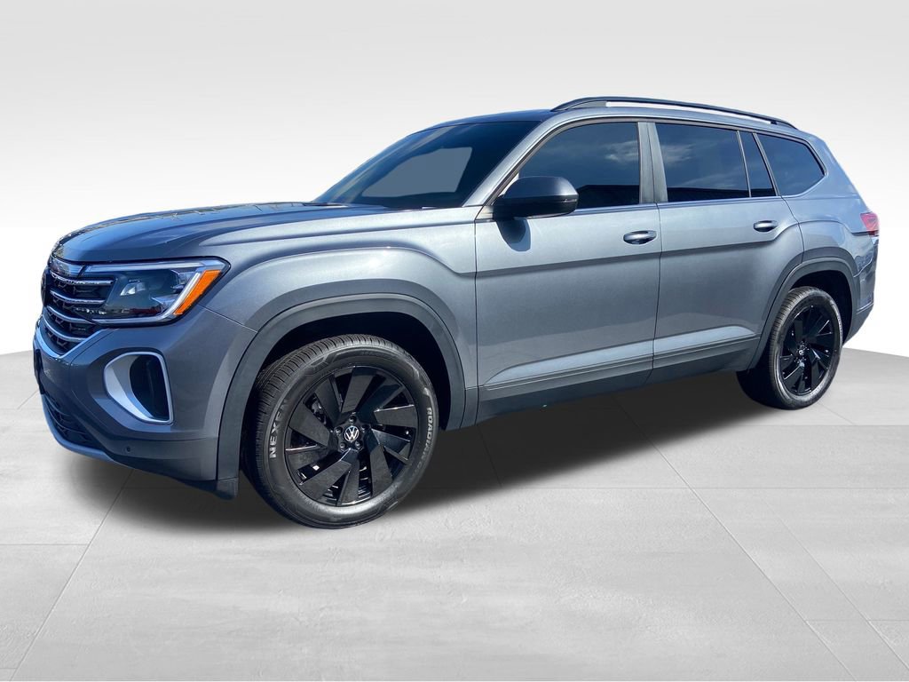Used 2024 Volkswagen Atlas SE w/ Panoramic Sunroof Package