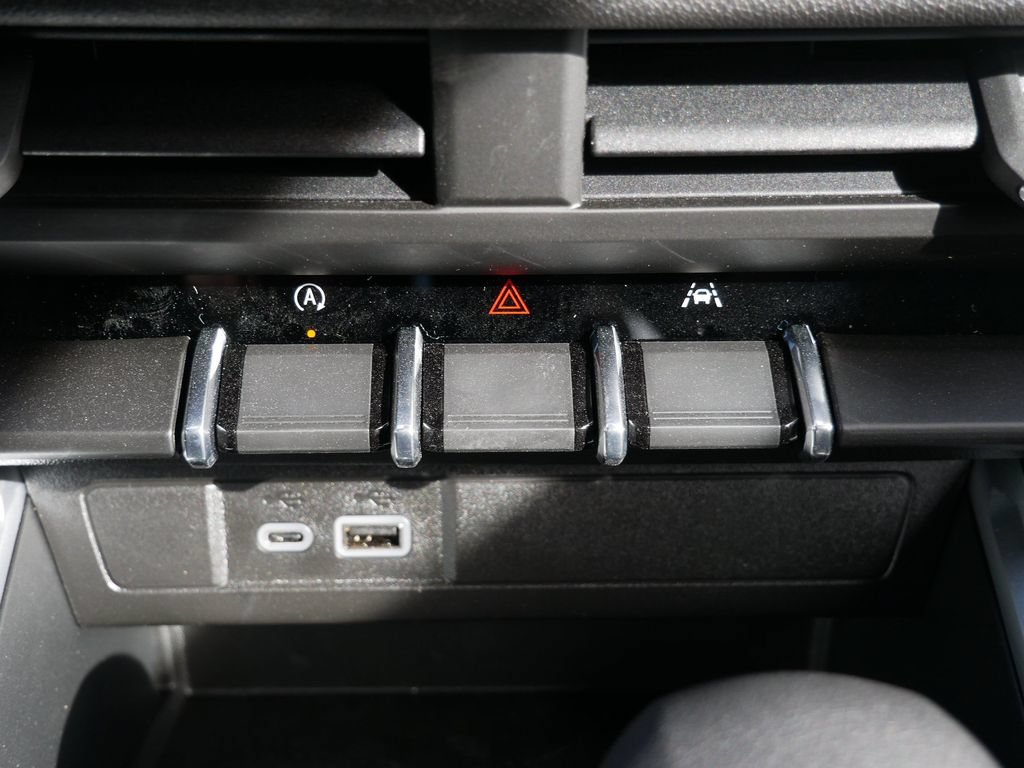 New 2026 Chevrolet Colorado Trail Boss AWD/4WD image 25