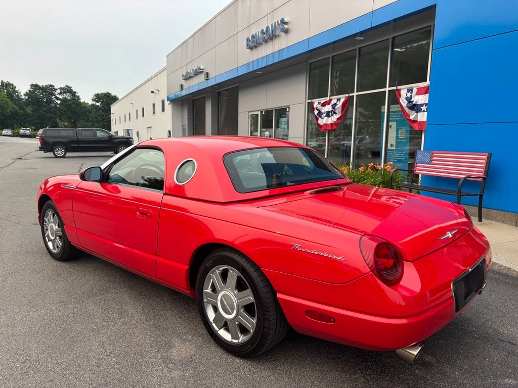 Used 2005 Ford Thunderbird RWD image 3