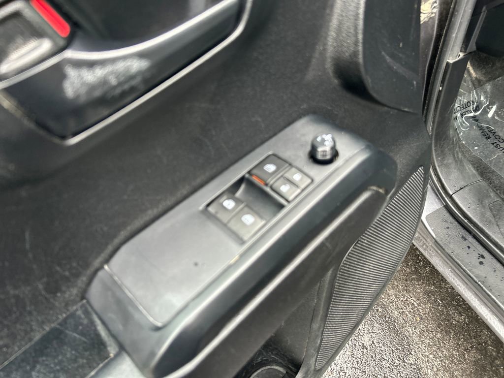 Used 2022 Toyota Tacoma SR AWD/4WD image 19