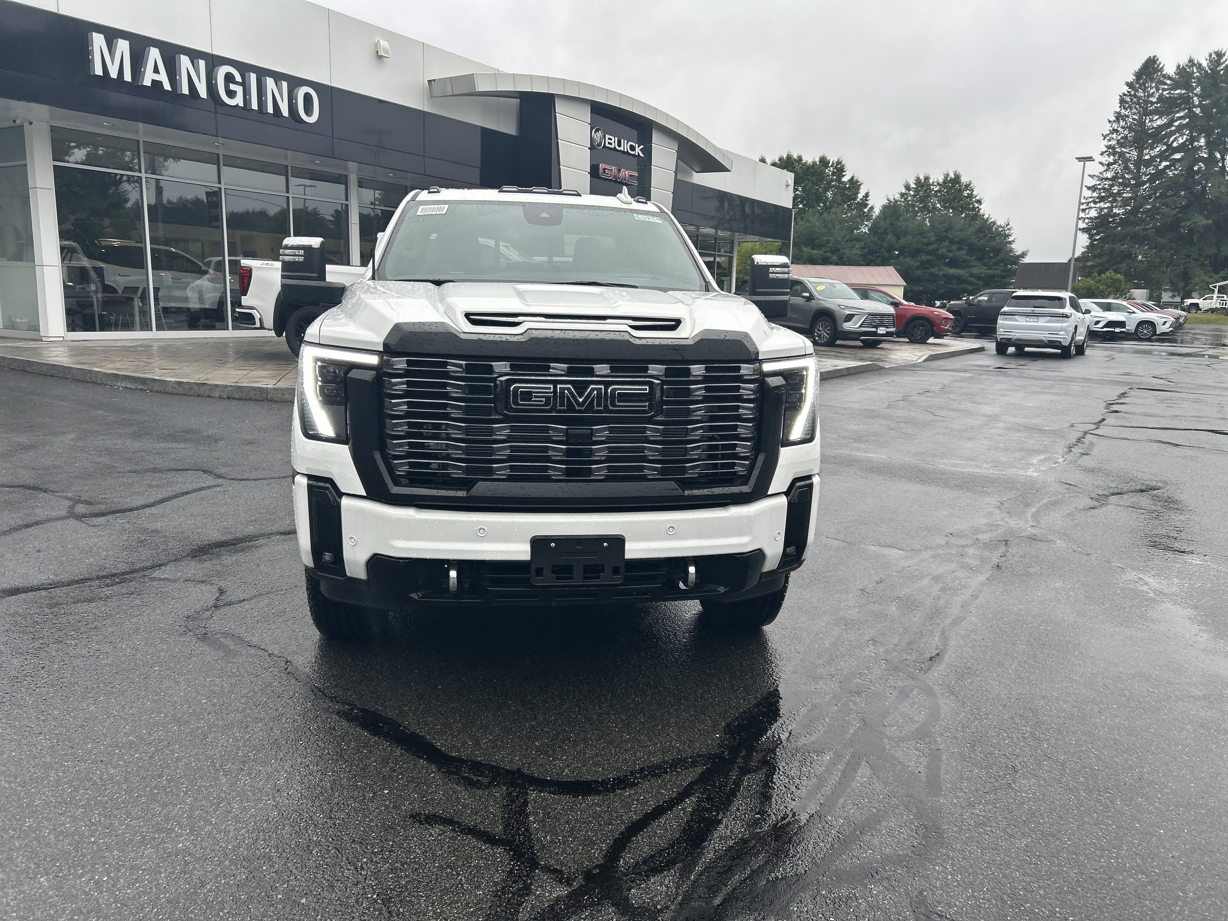 New 2026 GMC Sierra 2500 Denali Ultimate w/ LPO, Black Badging Package AWD/4WD image 19