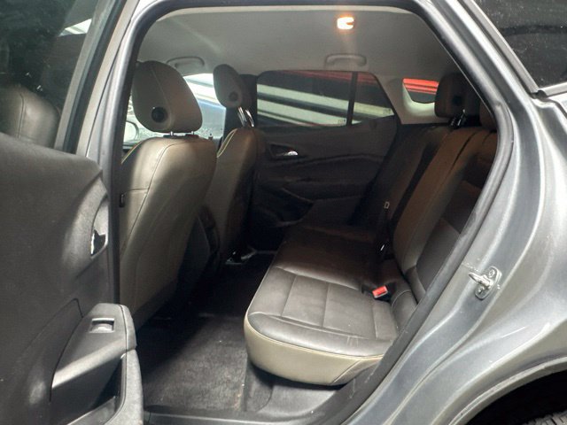 Used 2024 Chevrolet Trax ACTIV w/ Driver Confidence Package FWD image 11