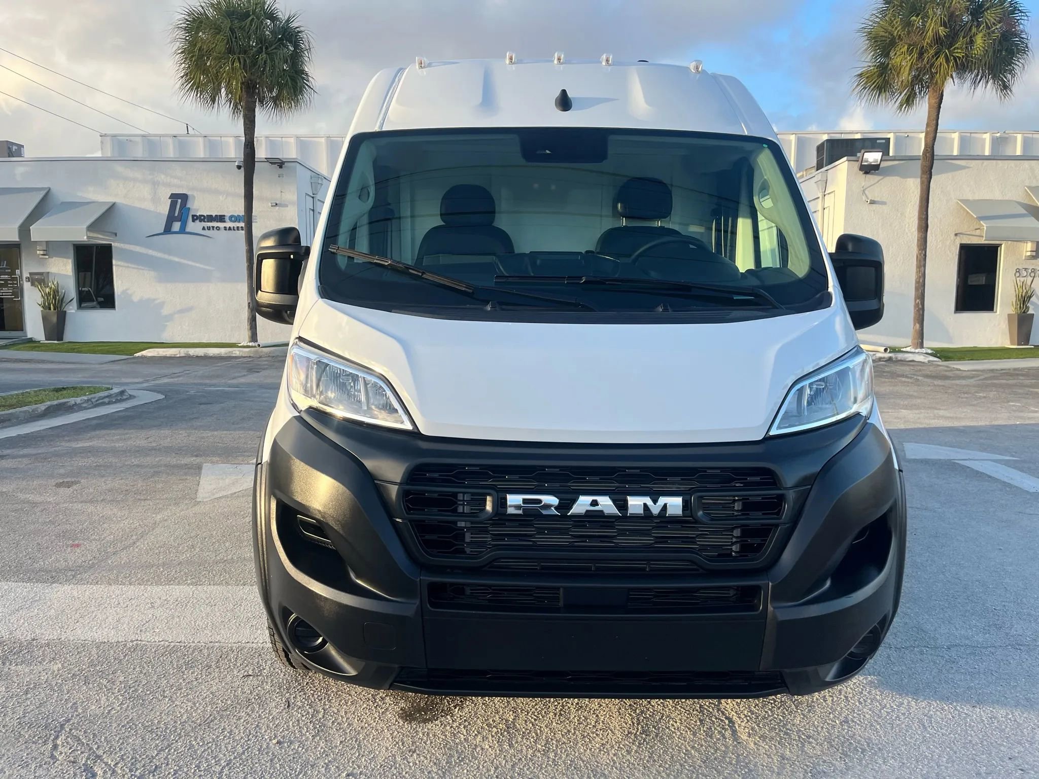 Used 2025 RAM ProMaster 2500 w/ Power Group image 3