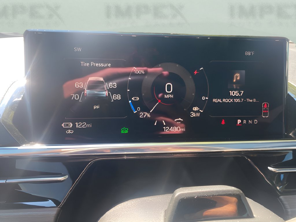 Used 2025 GMC Sierra EV Denali AWD/4WD image 27