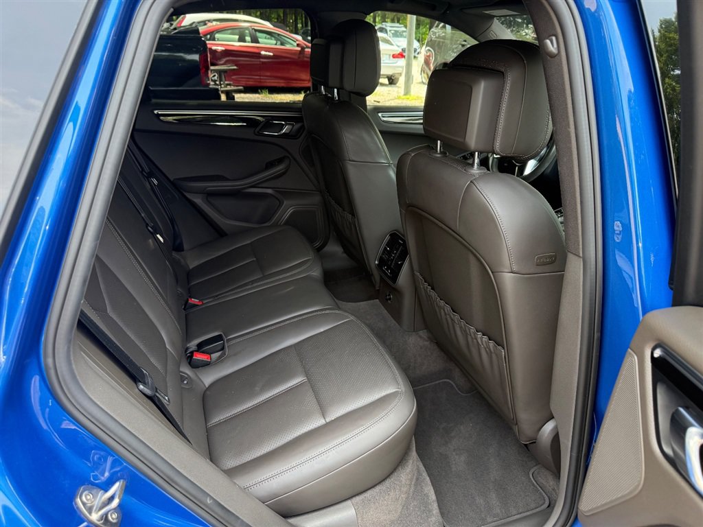 Used 2016 Porsche Macan S AWD/4WD image 23